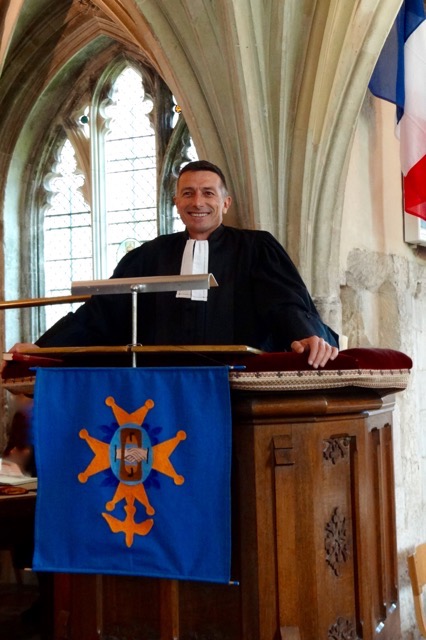 Pasteur Stéphane Desmarais